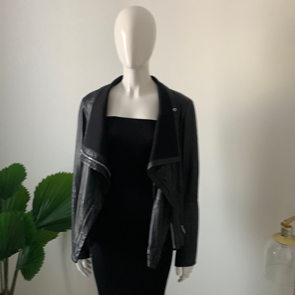 COPY - Women’s Wilsons Leather Jacket LG - Picture 13 of 15